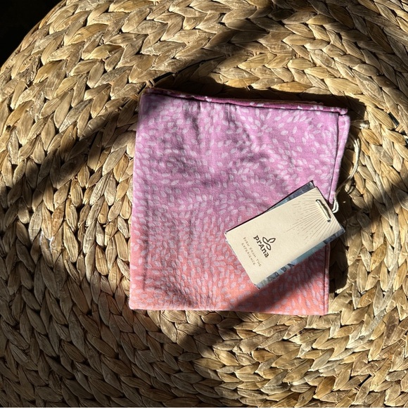 NWT Prana Women's Multicolor Yoga Pilates Wrap Neck Infinity Sara Scarf - Picture 6 of 6